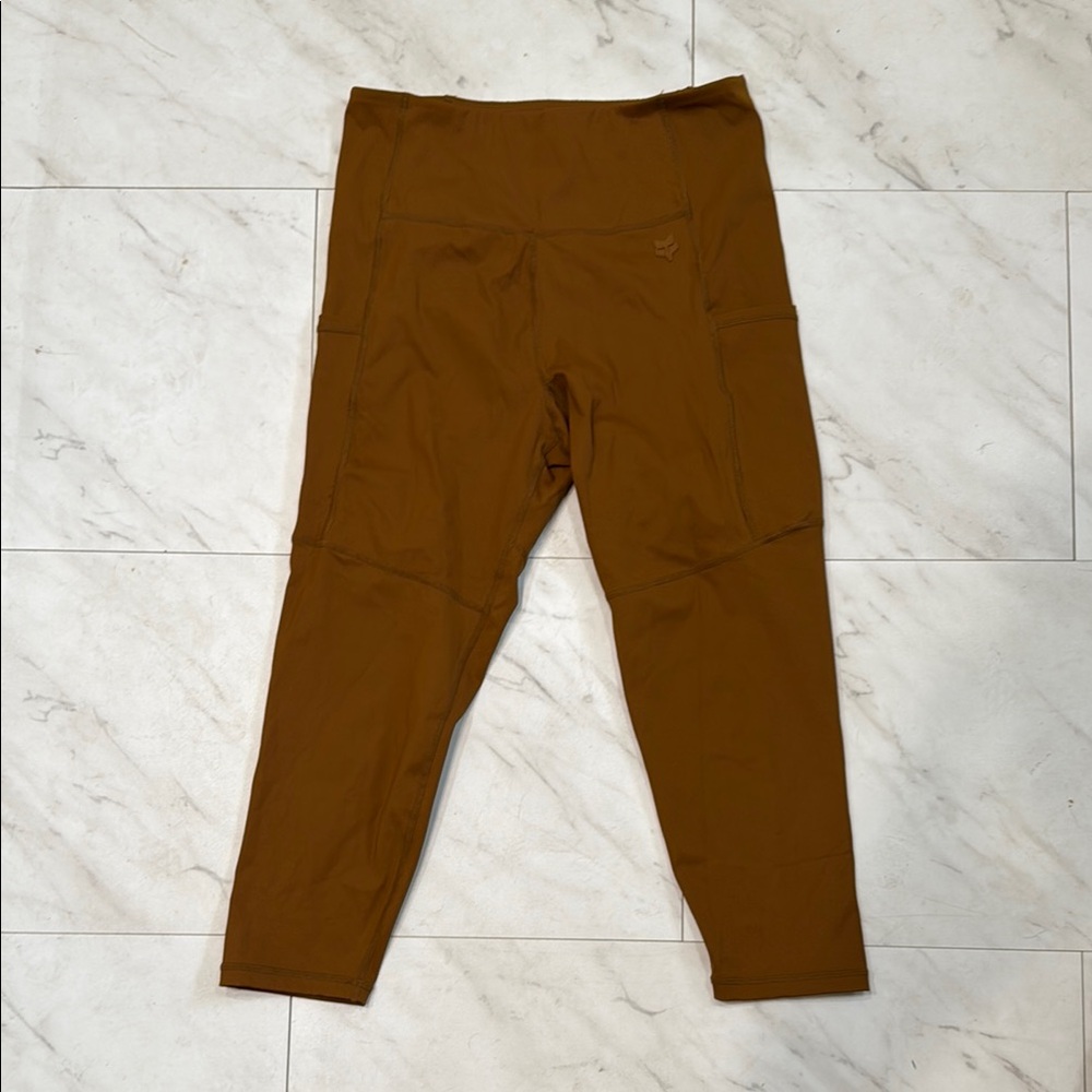 Brown High-Waisted Leggings